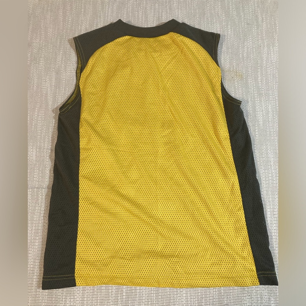 Boys Nike tank top. - Picture 3 of 5